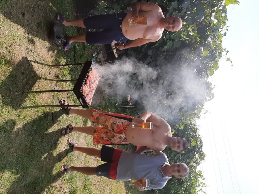  - Ieșire cu prietenii în august 2020