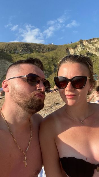 D2574581-4C09-4CE8-99DB-83961F810A77 - Poze