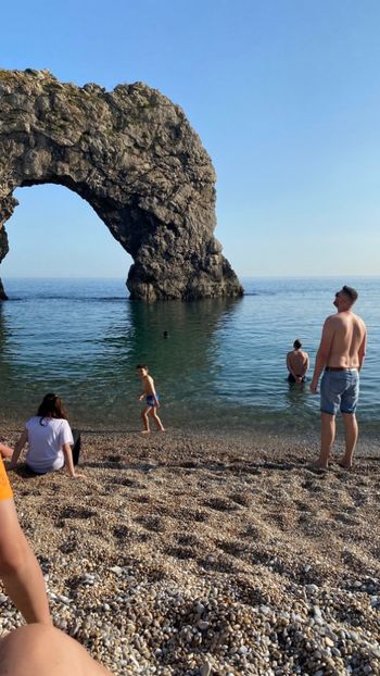 F59487BE-2E6C-4AB5-924D-2BC90E934E4E - Poze