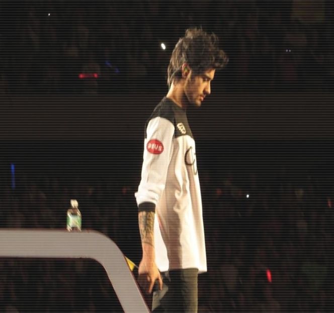 — Impuse o astfel de manifestare, lucru demonstrat şi prin propria-i expresie facială pe care - 19 Pull them panties to the side!