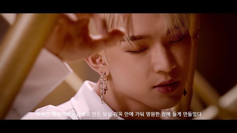  - k - In the world of Hamlet! God!!! Shakespeare would have been proud