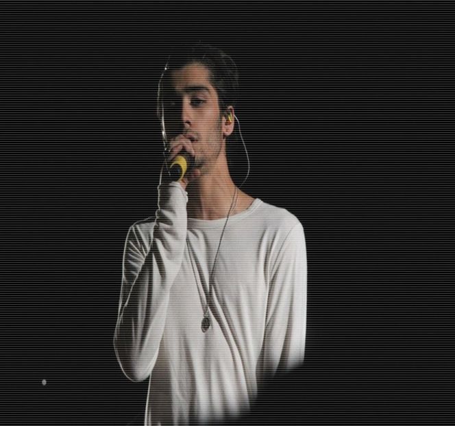 — Respectiva idee încă nu i se părea prea strălucită, căci într-un final ar fi avut să dea din - 19 Pull them panties to the side!