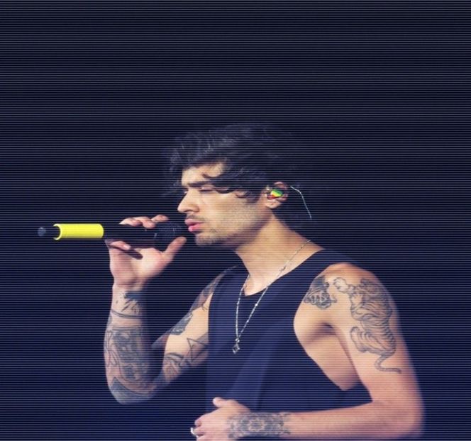 — Şi propune astfel o curiozitate diferită, aruncă o fugitivă privire spre direcţia acestuia înainte - 19 Pull them panties to the side!