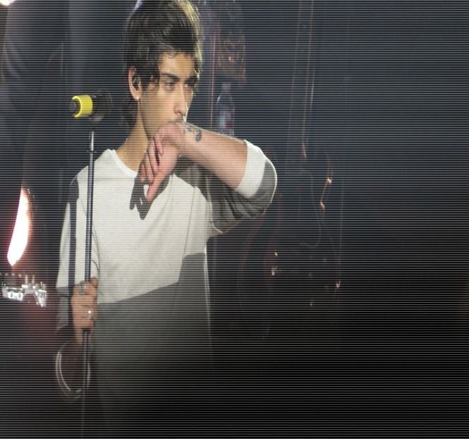 — Respingere din partea şatenei, destul de brusc părăseşte şezutul scaunului, ştiind că - 19 Pull them panties to the side!