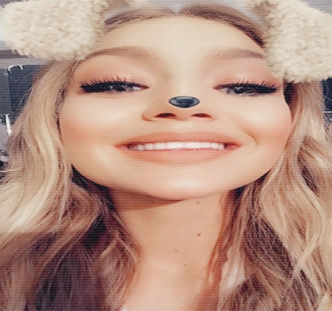 ━ Şatena probabil ajunsese să o înjure mental în acele clipe, intuieşte blondina, şi asta - 19 Pull them panties to the side!