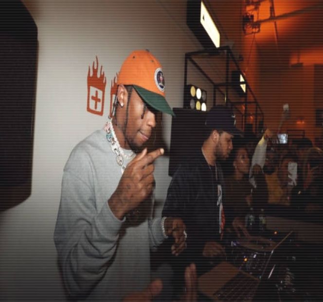 — Tonalitate crescută a vocii, o calmitate atipică lui răsare. „Vreau să mă cunoşti ca să - 19 Pull them panties to the side!