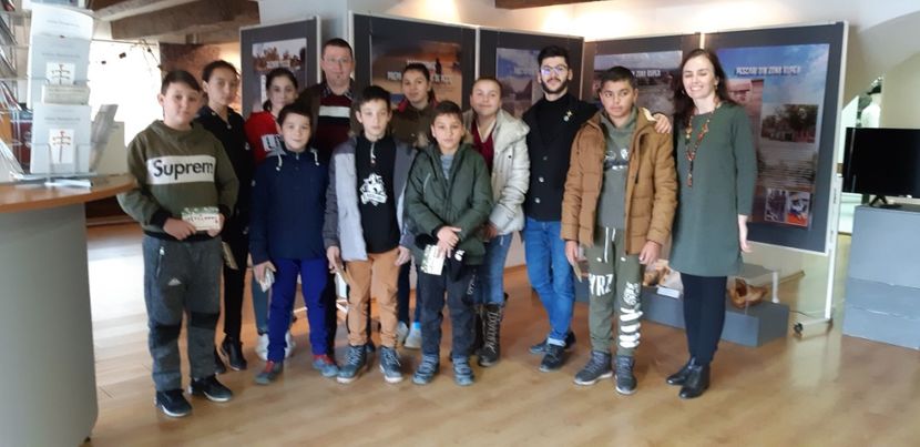  - 2019-20 Scoala Ungra clasa 8a - Promotii