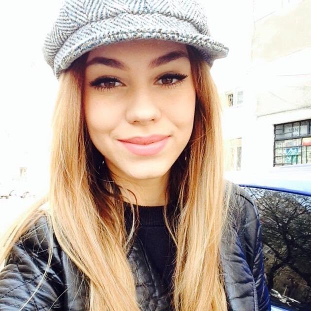 E7F1C2A6-182E-4645-809D-E2A4520861F8 - 002b Mira