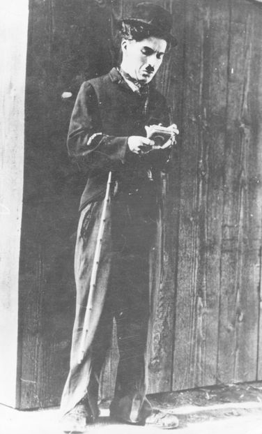 Charlie Chaplin - Charlie Chaplin