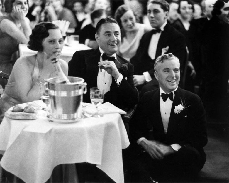 Charlie Chaplin - Charlie Chaplin