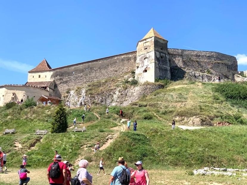 Cetatea Râșnov – Brașov - 8c Râșnov cetatea și Dino park Iulie 2020
