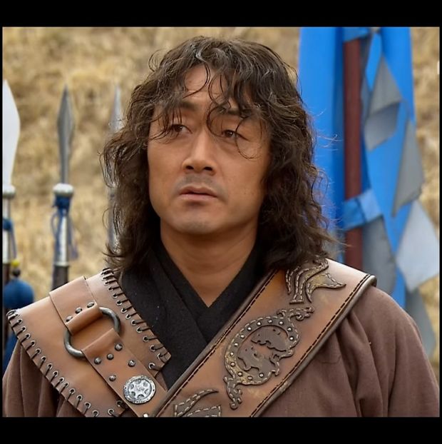 Ｐｏｚａ １７ － １５．０９．２０２０ － １９．５３ - a - Legendele Palatului - Printul Jumong