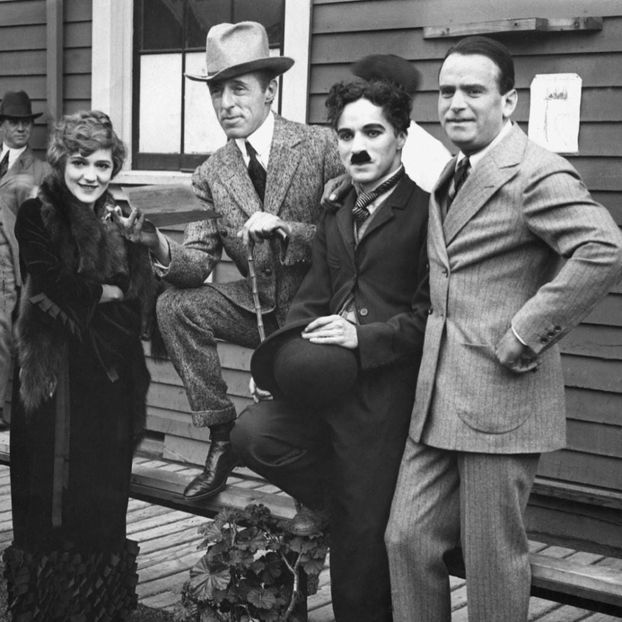 Charlie Chaplin - Charlie Chaplin