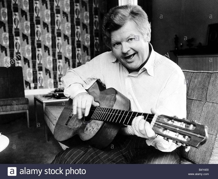 Benny Hill - Benny Hill