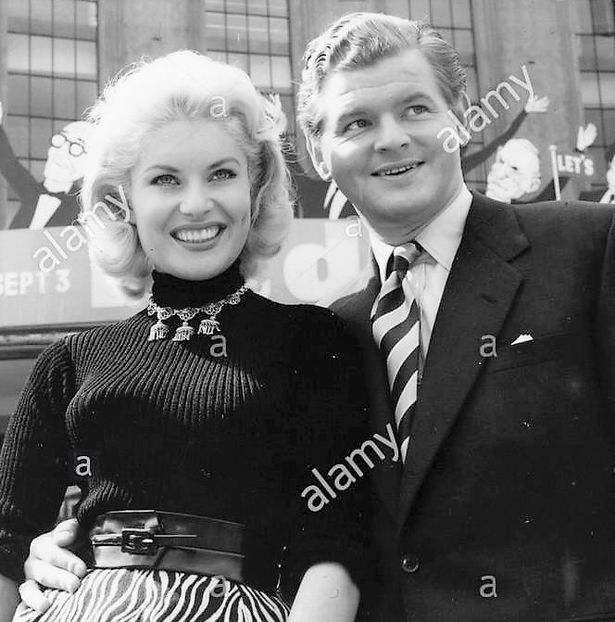 Benny Hill - Benny Hill