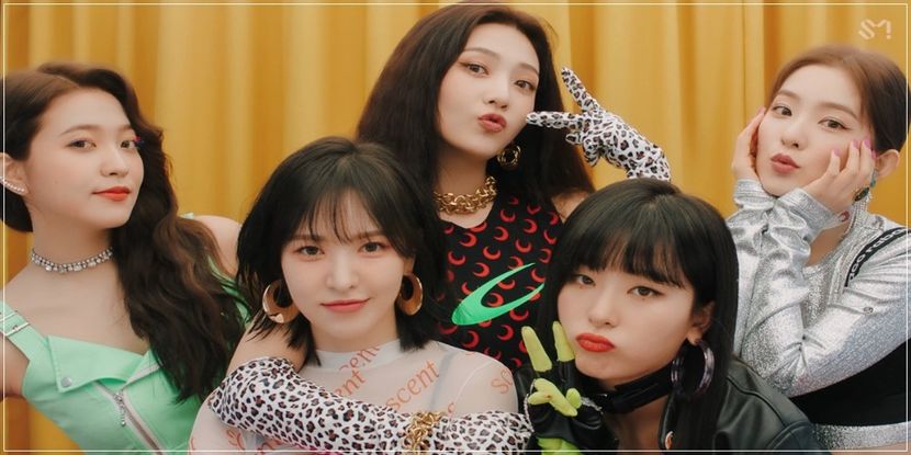  - X - RED like a perfect VELVET