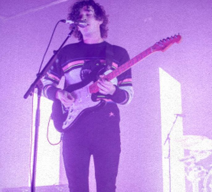 ⎩ 　.So¢ratic▪ʝṳn̤k̤ieᴡ⃟a̠n̠n̠abe ․⎠.; și ce moment prielnic fu acesta, de a-și lua medicația, - eps 05x În ochi se aprind