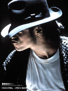 CWUXQFVVLMLNNRGIKID - Poze Michael Jackson