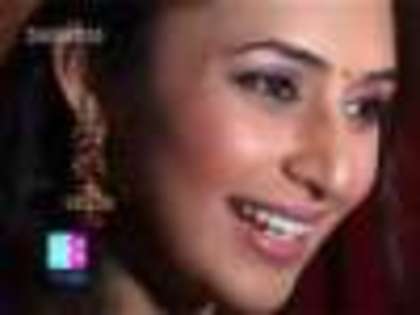 thumb - Divyanka Tripathi
