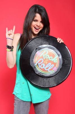 selenik 1 - Selena Gomez PhotoShoot