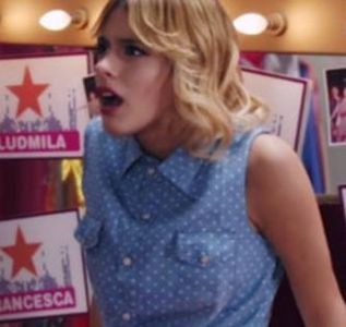 3EC3F38D-BF01-4E1E-BE11-20682C410EF5 - 01a Violetta - pmv - 3