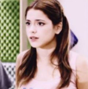 286FF639-6B43-40E8-8097-11BD2115DDAD - 01a Violetta - pmv - 3