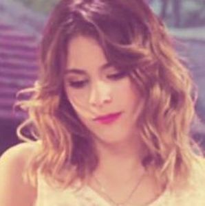 E214B34F-F0E4-44A1-916F-DA1A89BA2118 - 01a Violetta - pmv - 3