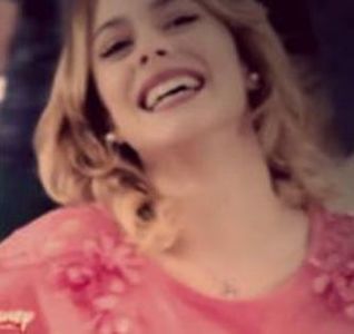 2CF98E76-19B8-4554-BEC4-A3D4233855AD - 01a Violetta - pmv - 3