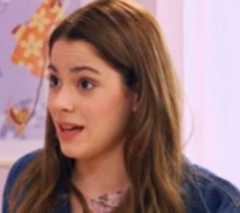 33D6DDBA-A896-4188-AA7C-4EB95E98CE85 - 01a Violetta - pmv - 3