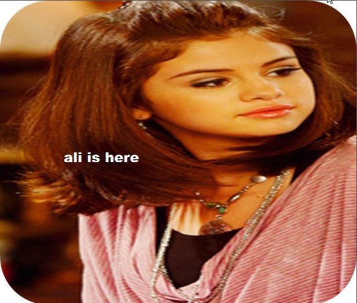  - 01 Selena