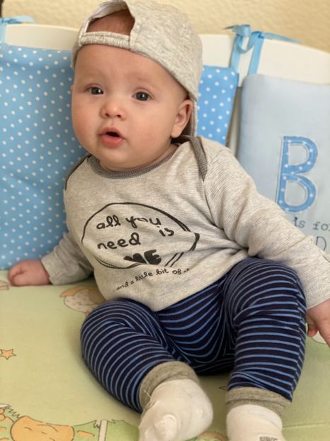 EE605222-F584-4326-A0F7-C1284A1B471A - Lucas Winnie