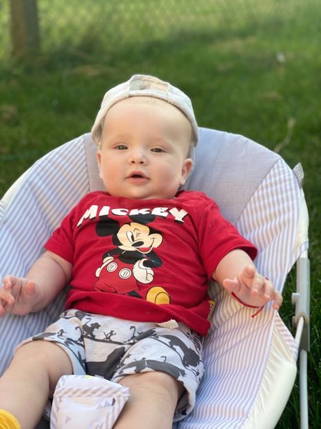 4E8B2F46-1052-46EC-8A35-B7699B3D40CE - Lucas Winnie