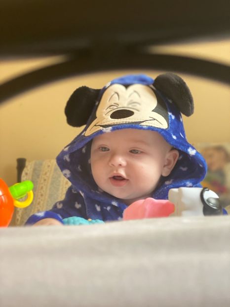 43B6DA75-F8FE-4B33-9BEA-CA42CFA0333A - Lucas 5 months