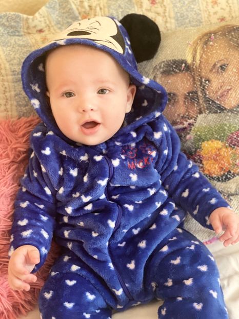 B7F44A82-DBDB-4FD0-ADE9-A7A37BD71445 - Lucas 5 months