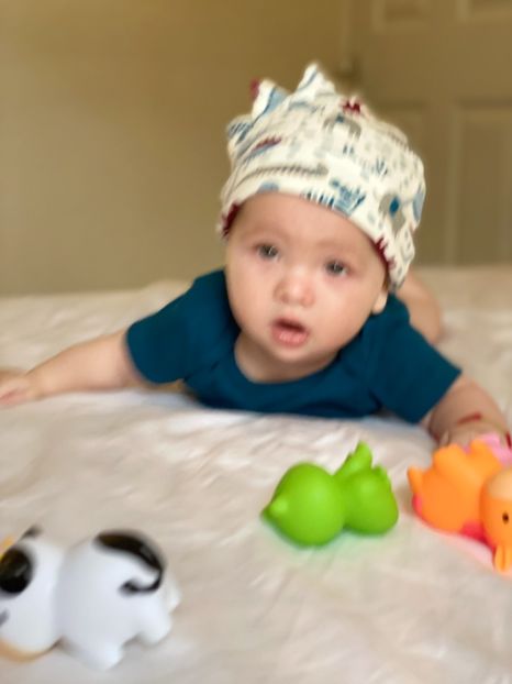 9B3CDC21-4B79-4D23-A40D-120109D0B22A - Lucas 5 months