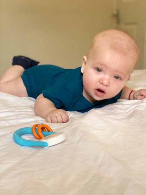 0B391C83-DA11-4B8E-AA6A-9889128C3530 - Lucas 5 months