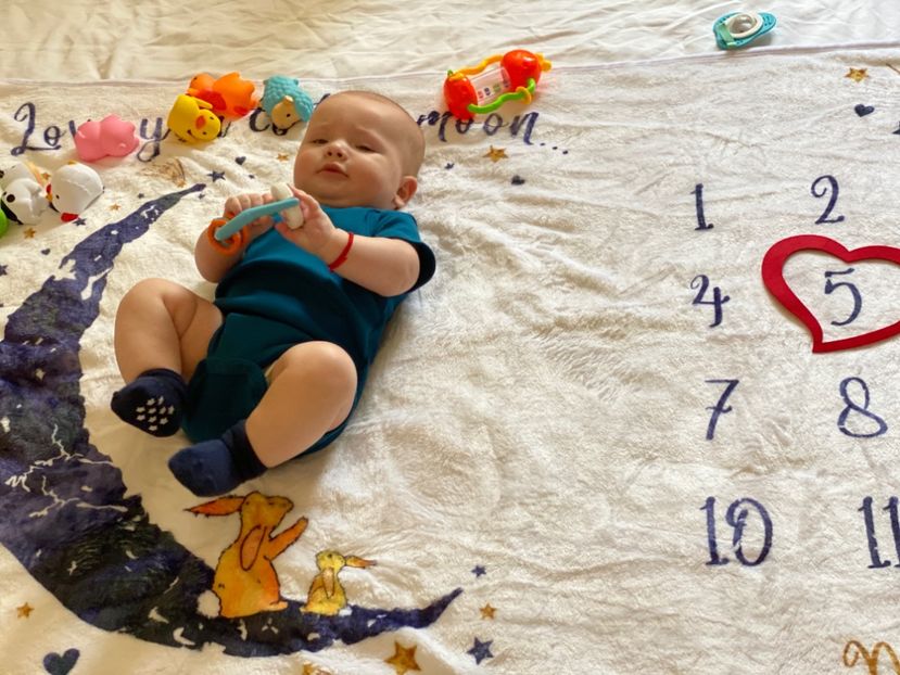 C4122F80-360D-40AC-83B2-31DBDFB6B743 - Lucas 5 months