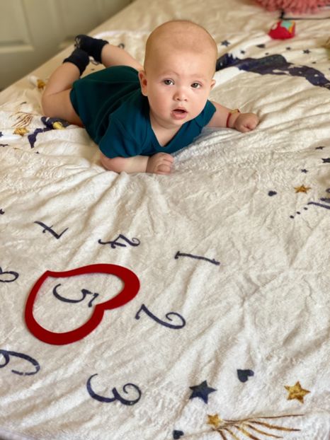 E8B5CC90-28DE-4681-A00A-8FF3BA9C58C4 - Lucas 5 months