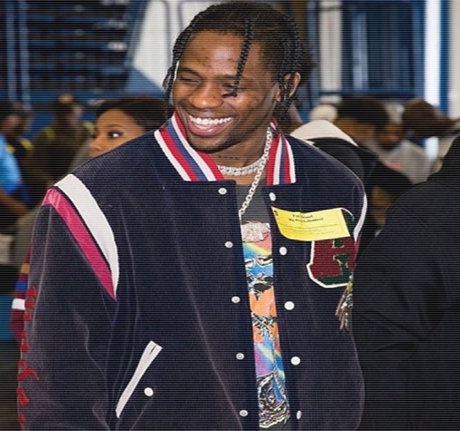 — Prea mare faţă de grupul din împrejurimi, totodată fiind ochit şi de către aceasta. Prin paşi - 20 Goosebumps from your eyes