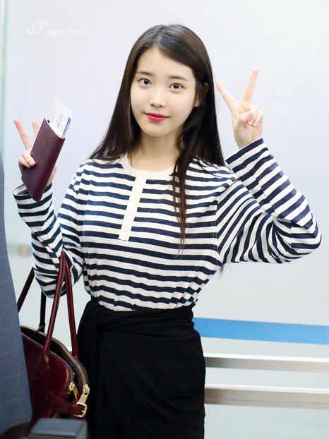 150912-IU-at-Incheon-Airport-Leaving-for-Hong-Kong-iu-38858336-1080-1440 - Iu Iu Iu