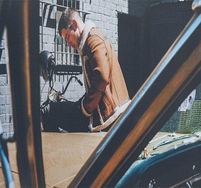 — Reign care se afla în compania bonei sale într-unul dintre magazinele de jucării dedicate - 20 Goosebumps from your eyes