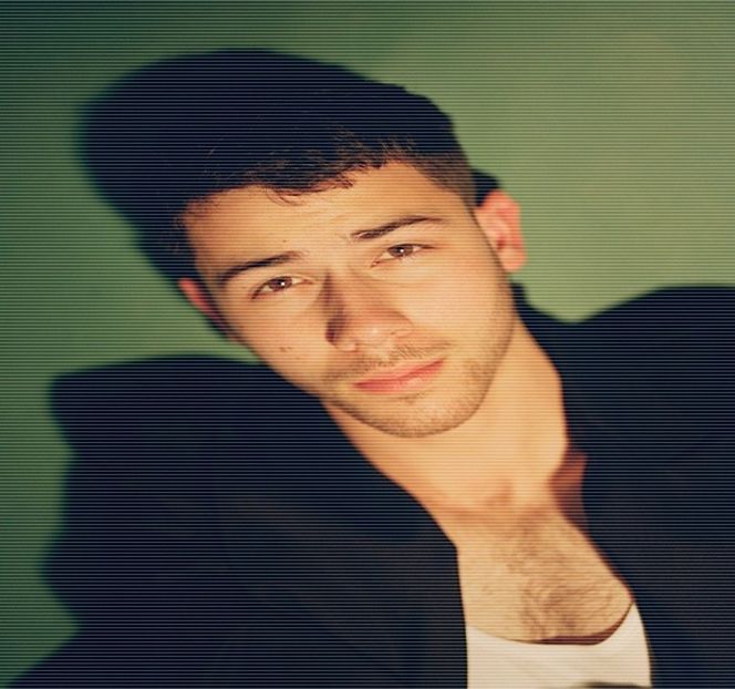 — Confesiuni. „Aşa că mai bine n-ai mai refuza sprijinul pe care vreau să ţi-l ofer, şi mi-ar - 20 Goosebumps from your eyes