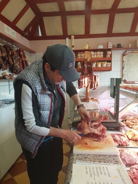 B5C8FD07-1D65-4E8E-BE4C-349497AC567D - HuntDebrecen