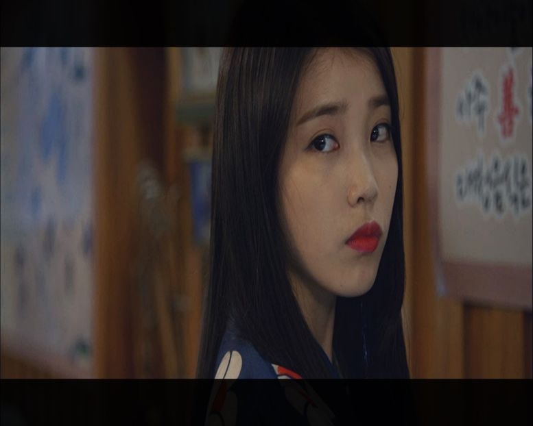 ― Ah, da..　▌Își îndreaptă privirea către Haneul. ▌ - Episode 10