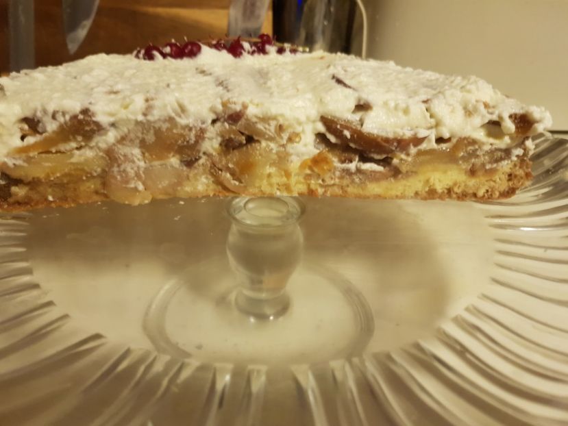 Tort de mere cu caramel - Torturi și alte preparate