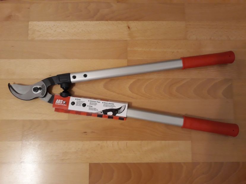  - 9--SCULE PENTRU GRADINA MEA