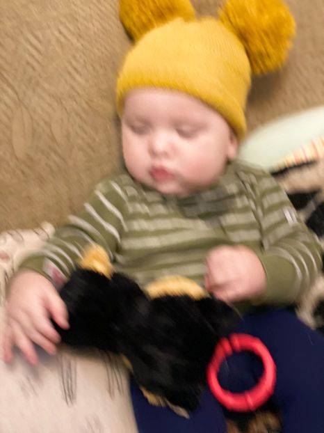 DB38E946-242F-466A-BD04-0752825840D8 - Lucas 5 months