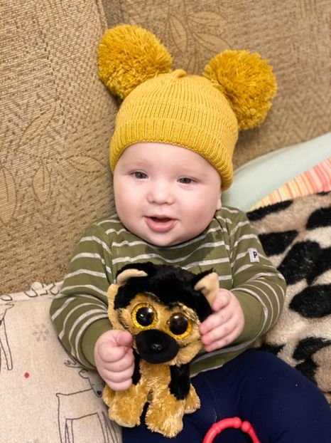 C439DB45-9D03-4808-B33A-349EAEE85E9E - Lucas 5 months