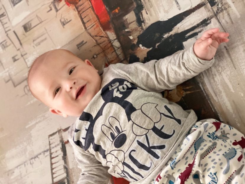3BC986D7-9400-417D-AEBF-BA316D70DE6F - Lucas 5 months