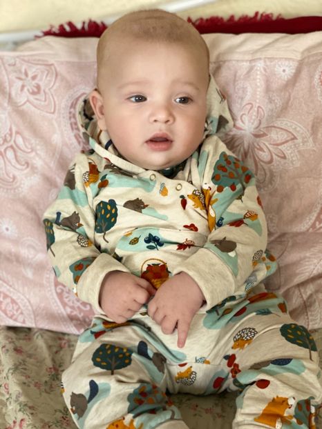 F63A5E07-2CAF-451C-B86F-9AF4F3DD0849 - Lucas 5 months